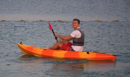 kayak rental  Dubai