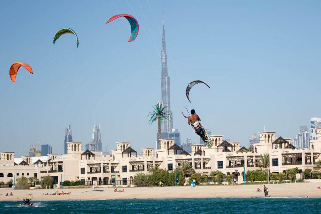 Kite Surfing Lessons in Dubai | Kite Boarding | Kite N Surf