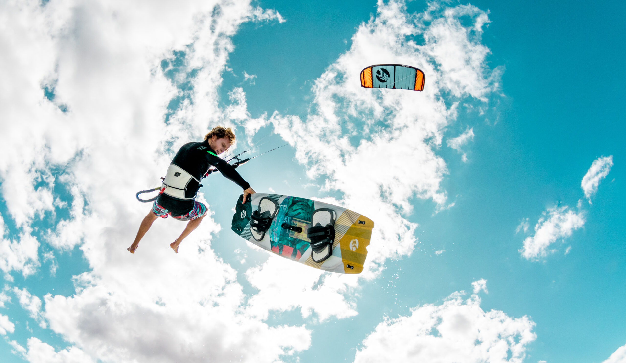 kite surf refresher lessons in Dubai